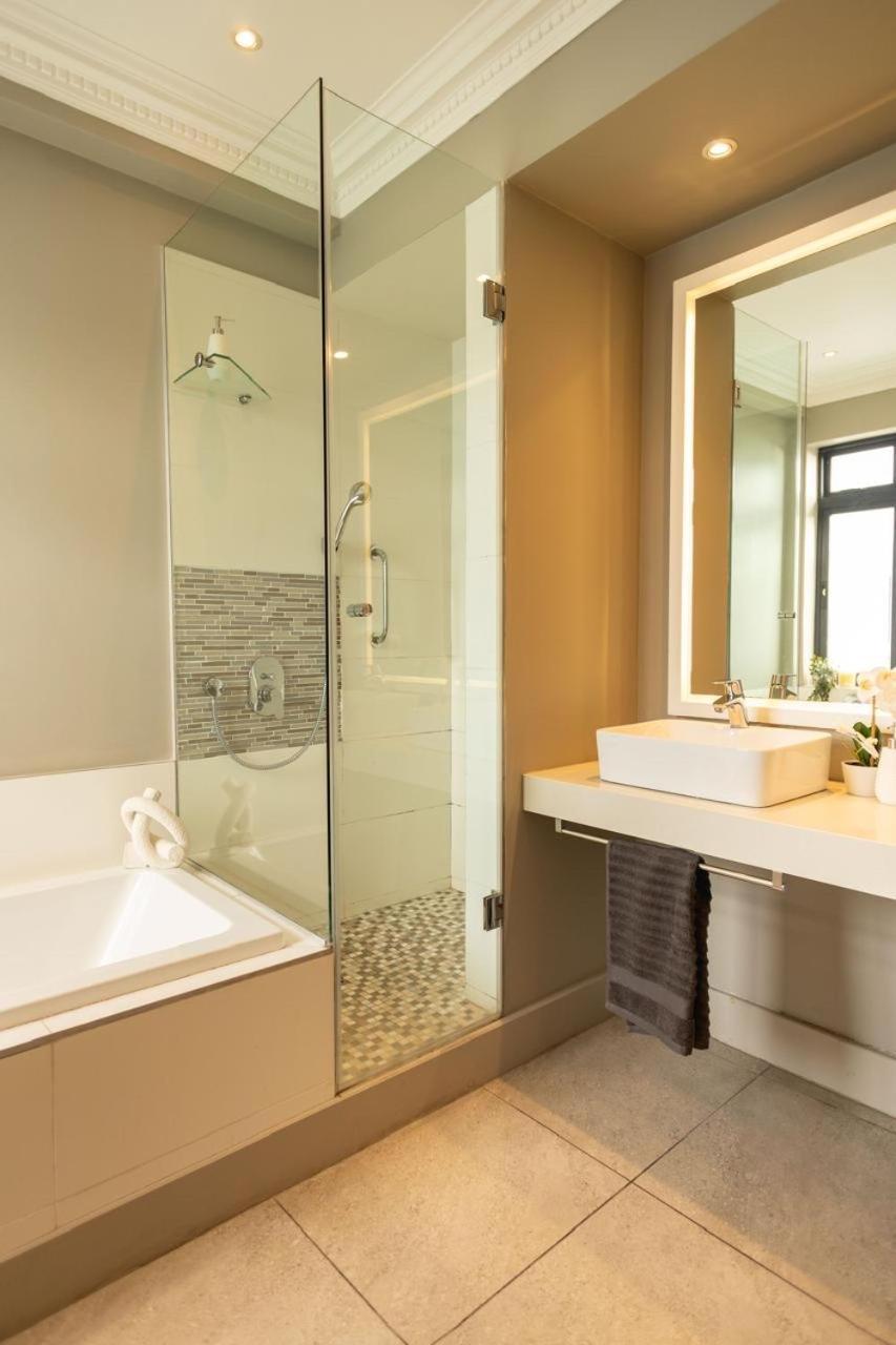 Hermanus Waterfront, Ocean Deluxe - Apartment 2 Экстерьер фото