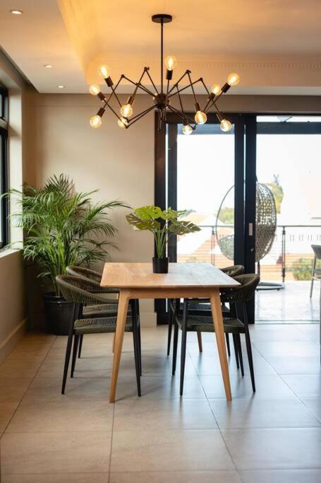 Hermanus Waterfront, Ocean Deluxe - Apartment 2 Экстерьер фото
