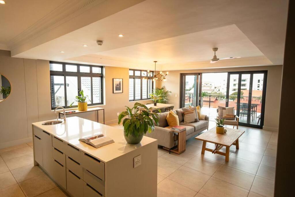 Hermanus Waterfront, Ocean Deluxe - Apartment 2 Экстерьер фото