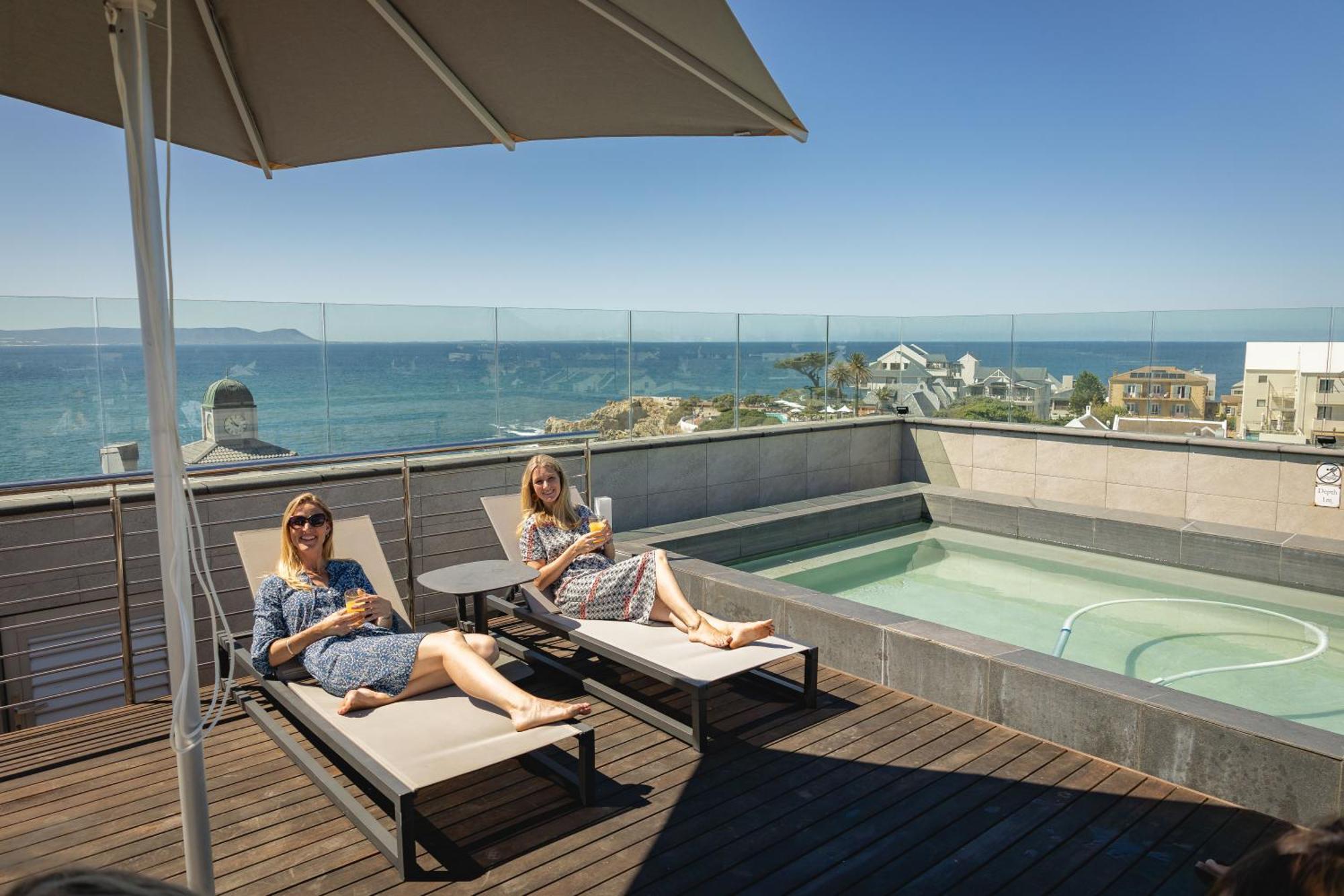 Hermanus Waterfront, Ocean Deluxe - Apartment 2 Экстерьер фото