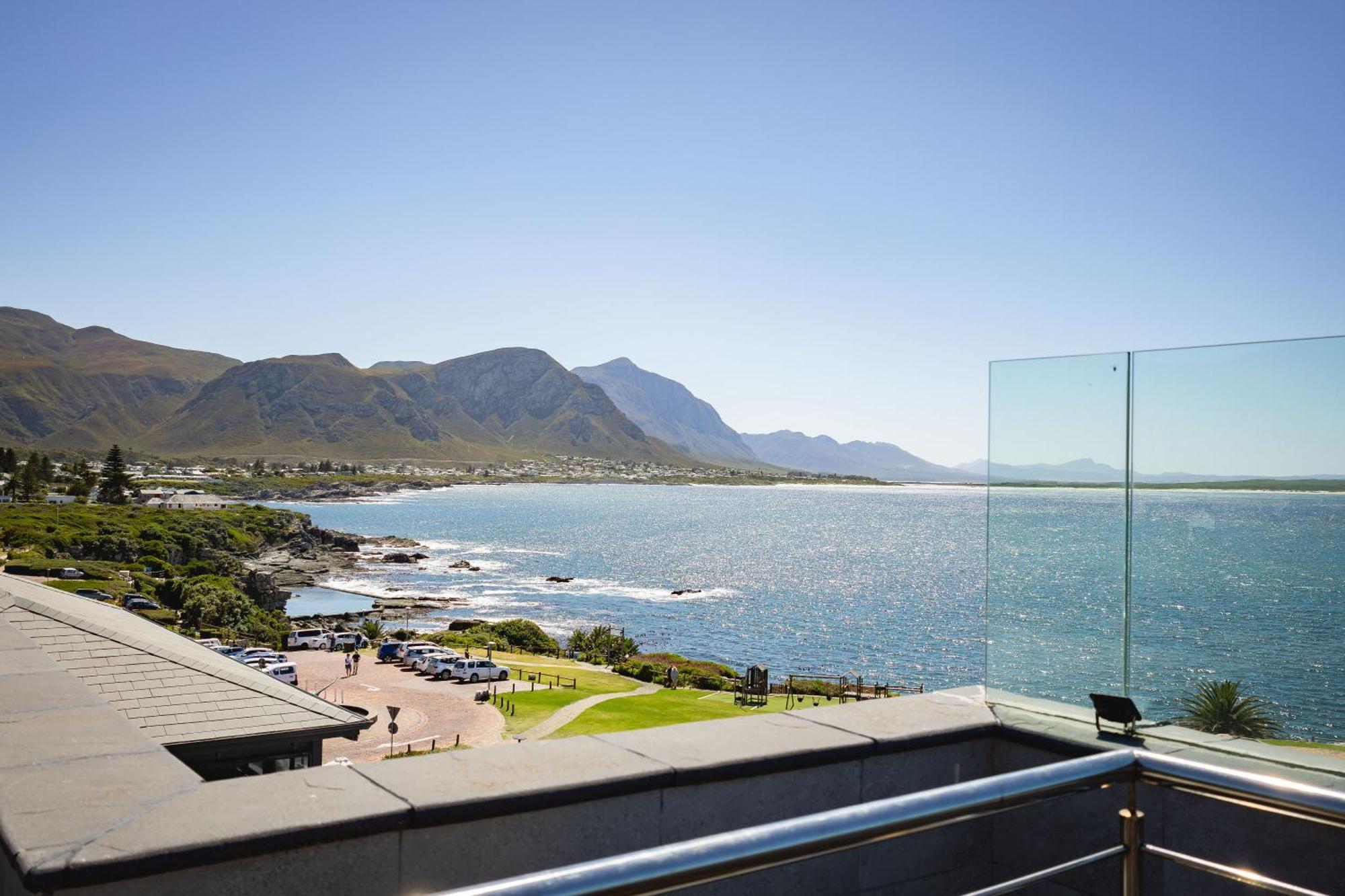 Hermanus Waterfront, Ocean Deluxe - Apartment 2 Экстерьер фото